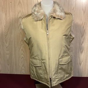 Vintage Woolrich Womens vest faux fur lined made in USA size Large